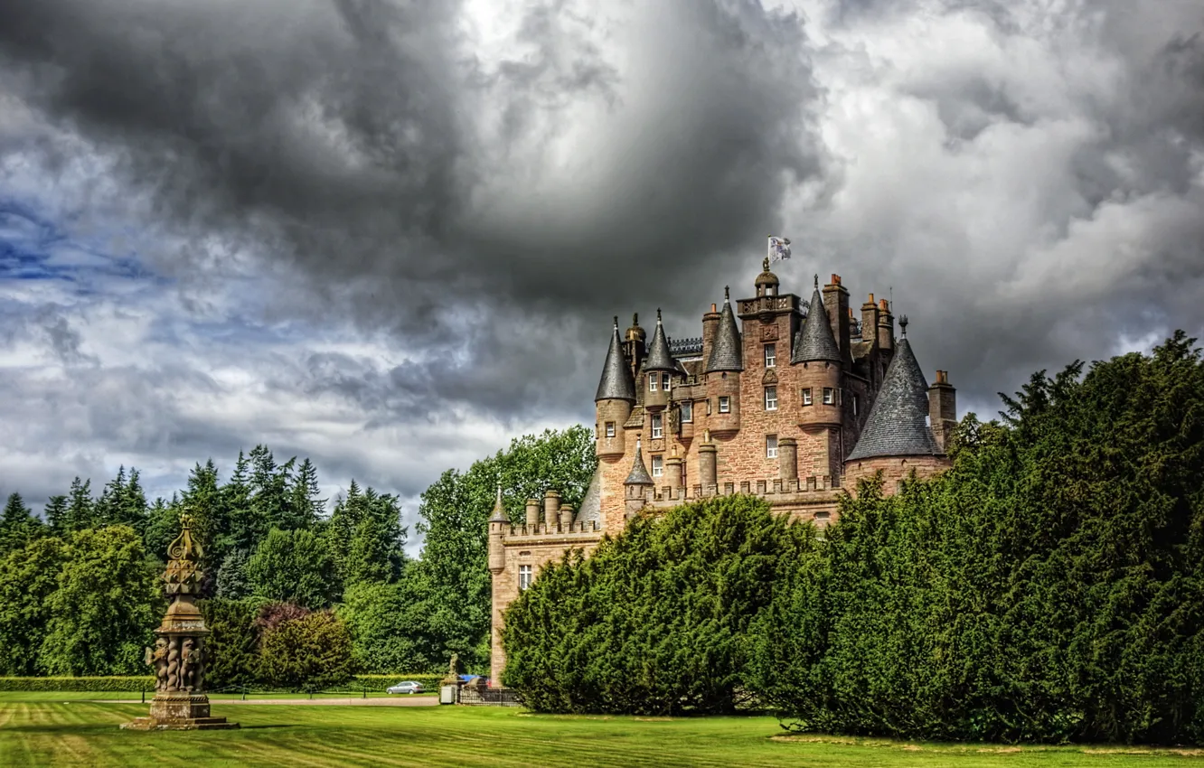 Photo wallpaper clouds, the city, photo, castle, lawn, HDR, Scotland, Glamis