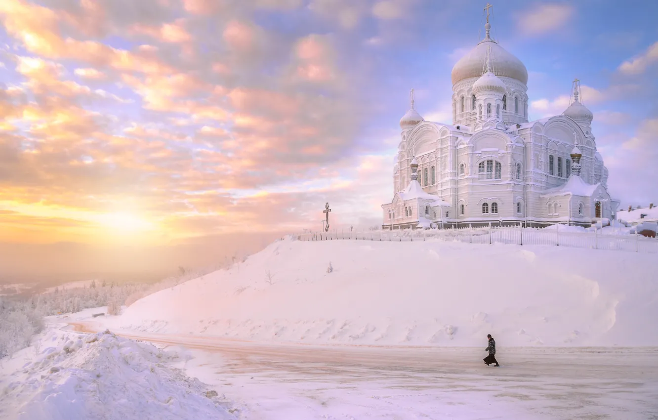 Photo wallpaper winter, snow, dawn, the monastery, Perm Krai, Eduard Gordeev