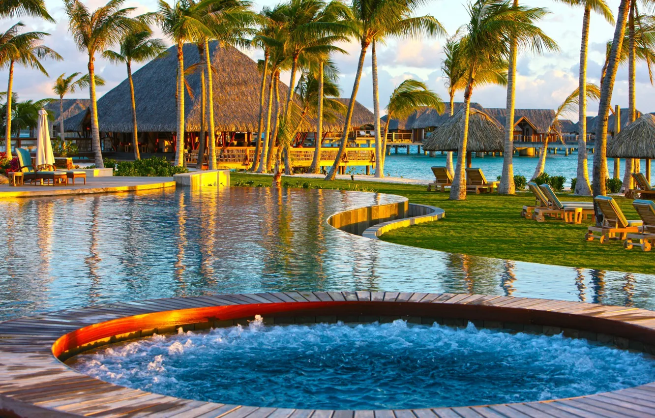 Photo wallpaper palm trees, the ocean, pool, Bungalow
