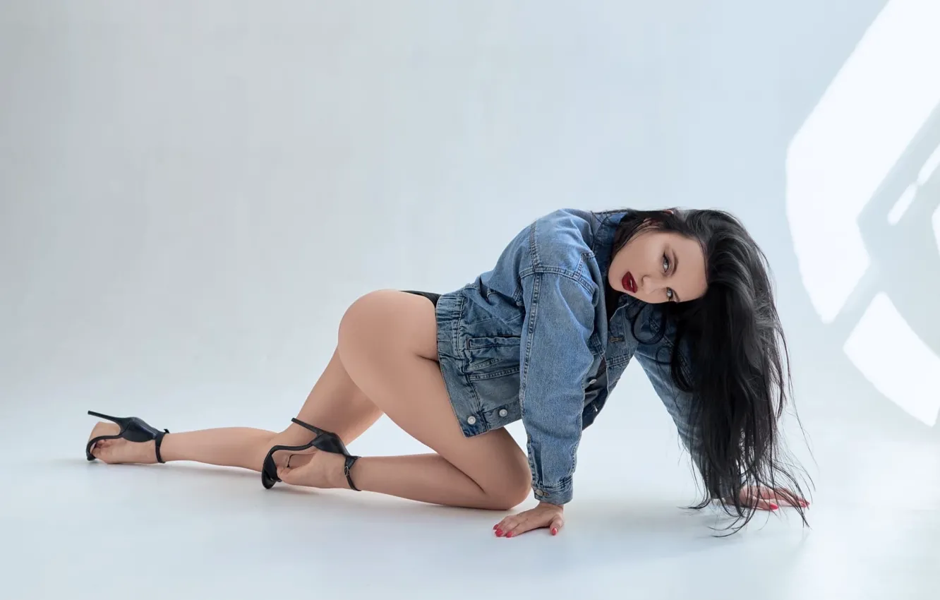 Photo wallpaper girl, ass, bodysuit, studio, beautiful, model, women, brunette