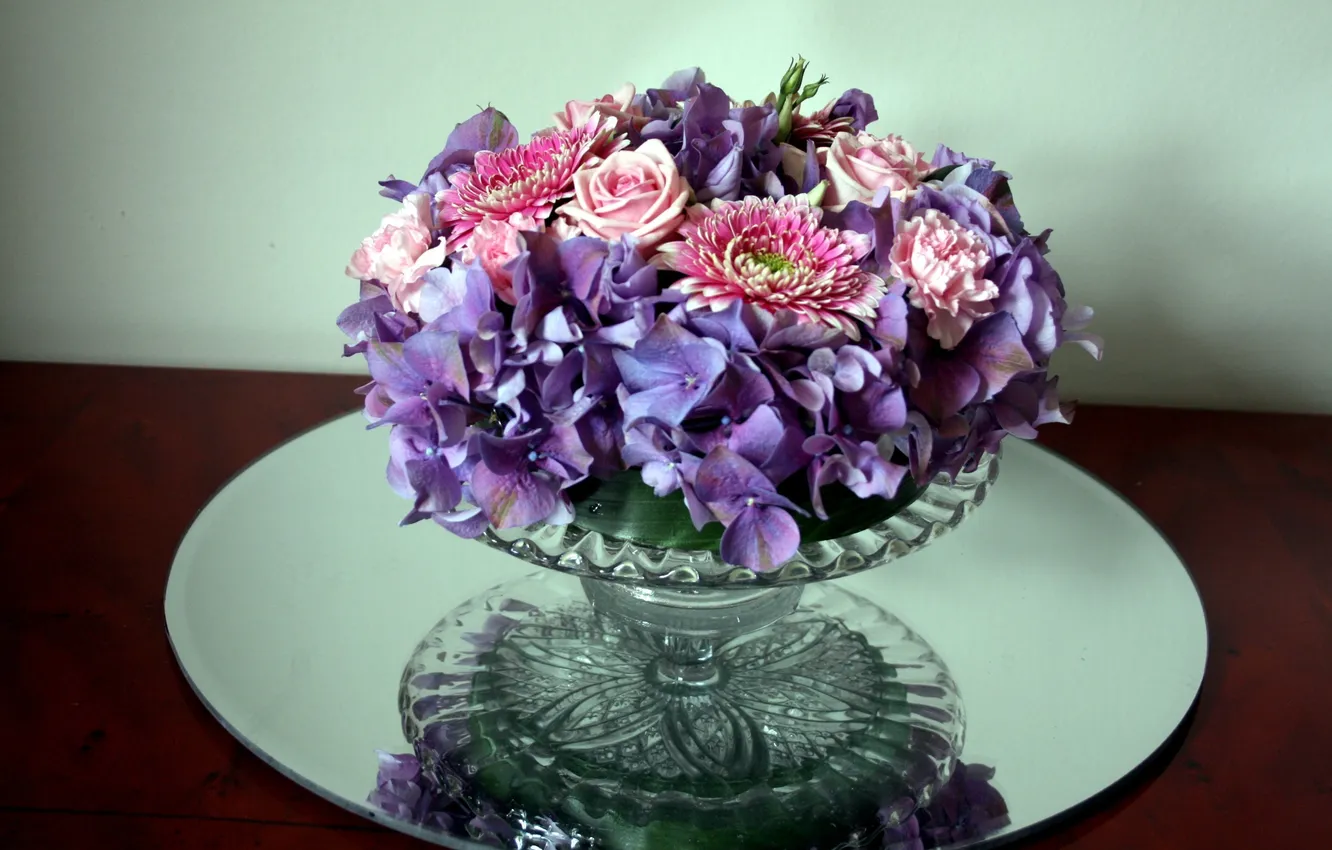Photo wallpaper flowers, roses, vase, gerbera, hydrangeas, clove