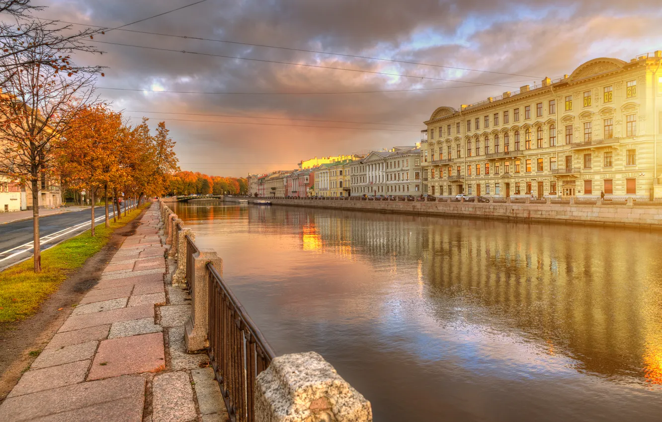 Photo wallpaper the city, building, channel, the organization