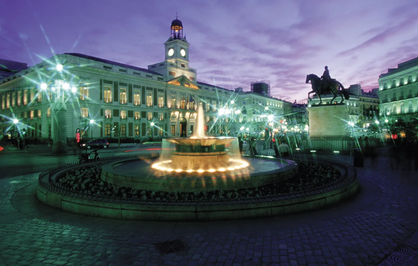 Photo wallpaper monument, Spain, Spain, Puerta del Sol, Puerta del Sol