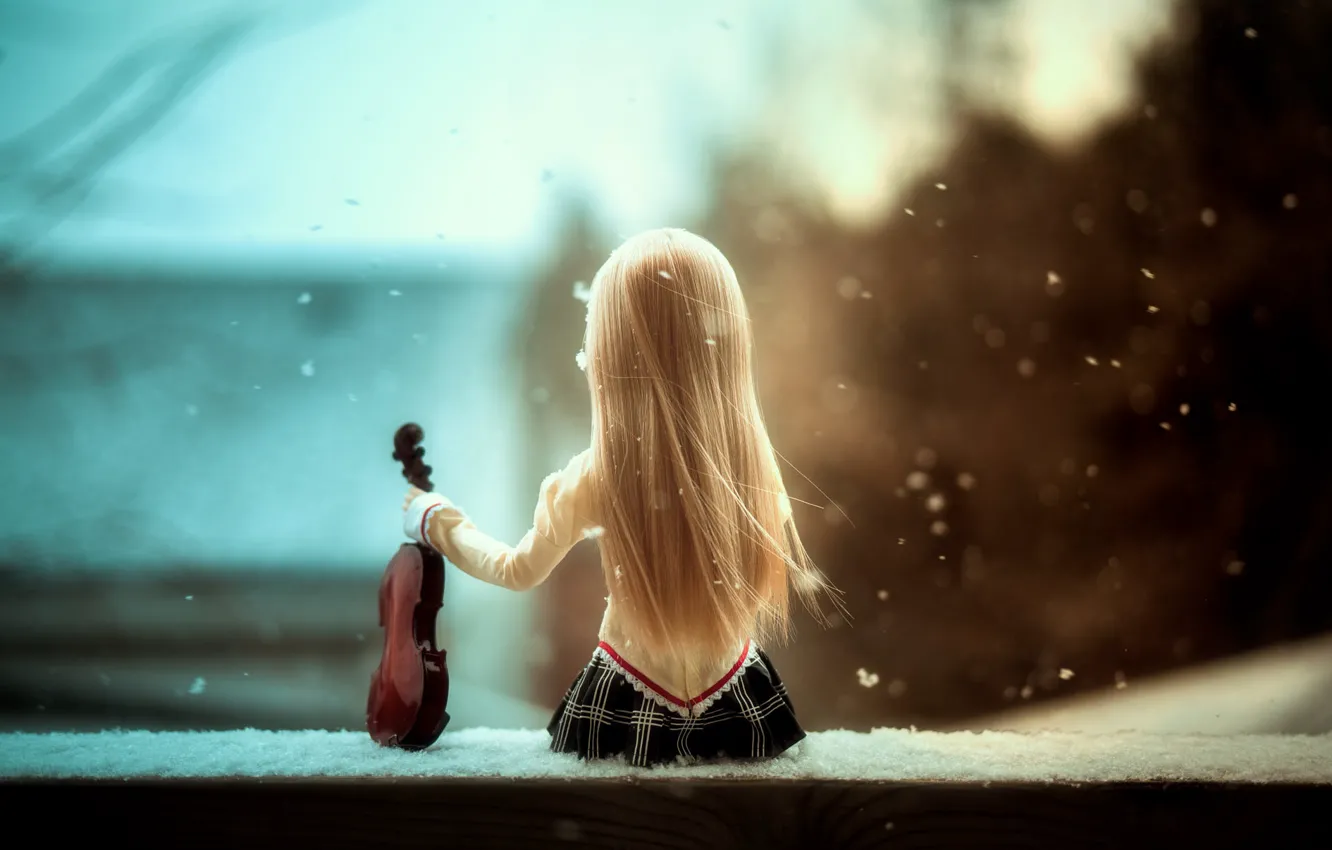 Photo wallpaper violin, doll, Serenade of snow
