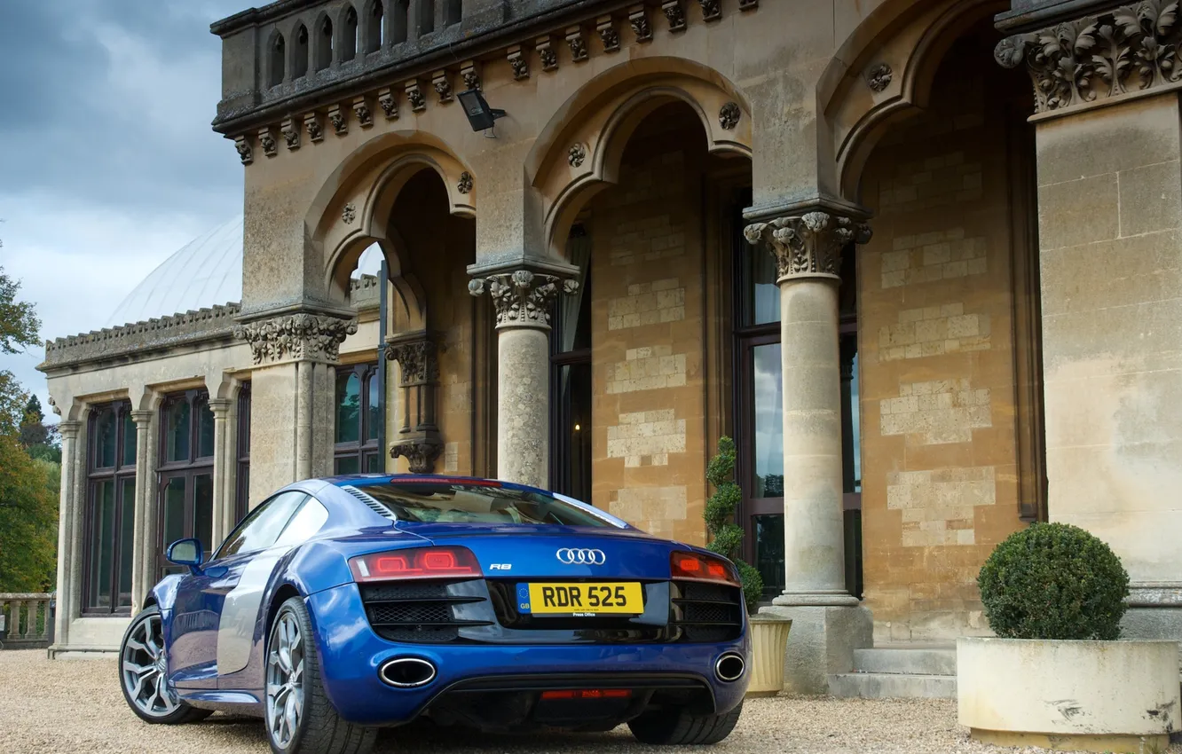 Photo wallpaper car, machine, home, house, Audi R8 V10, 3000x2068