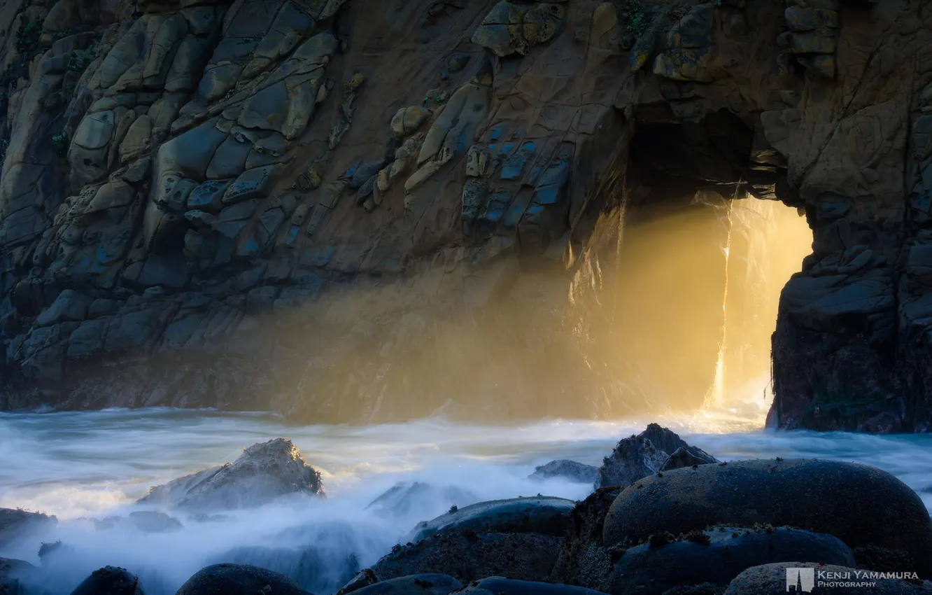Photo wallpaper sea, rock, coast, surf, opening, photographer, a ray of sunshine, Kenji Yamamura