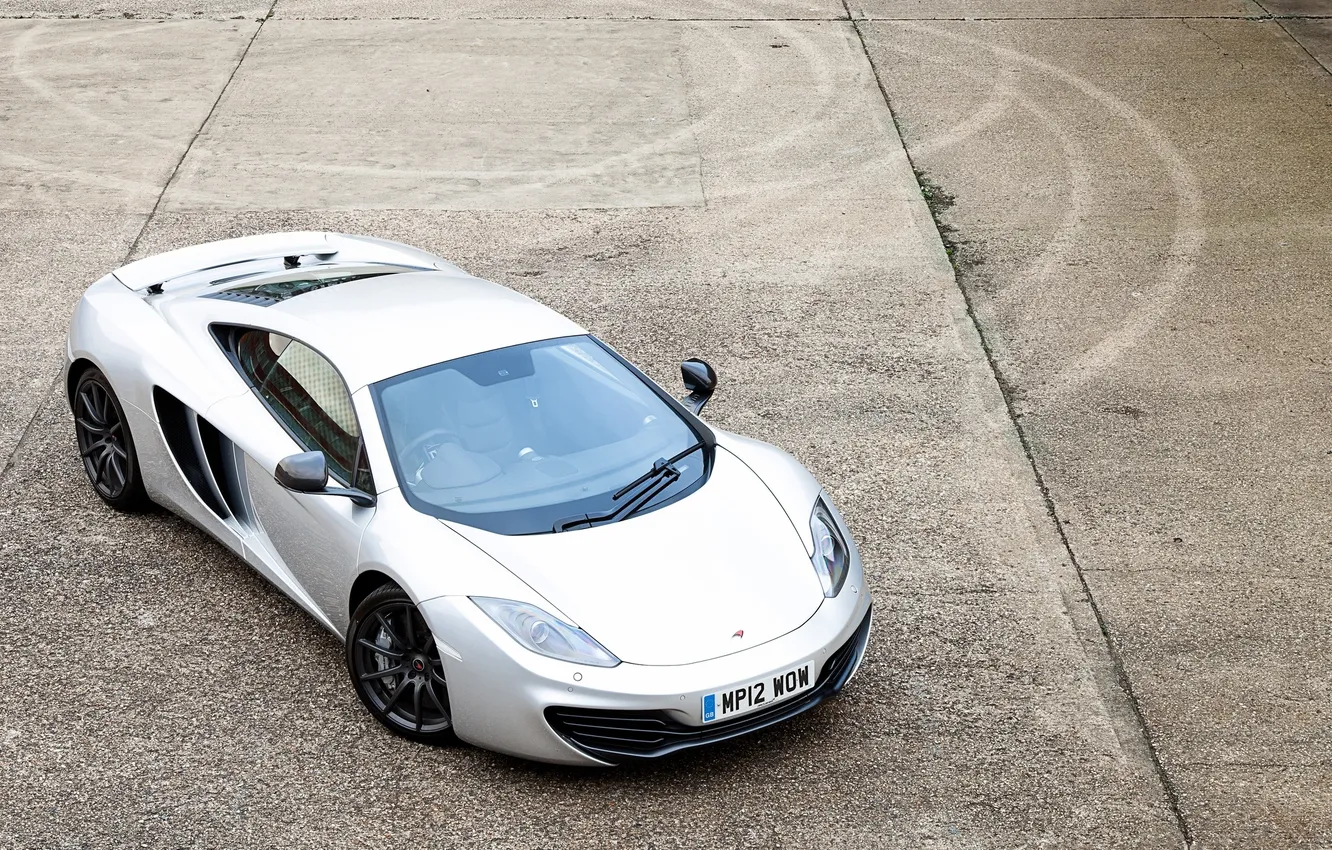 Photo wallpaper McLaren, silver, McLaren, the view from the top, MP4-12C, silvery, Beaton, skid marks