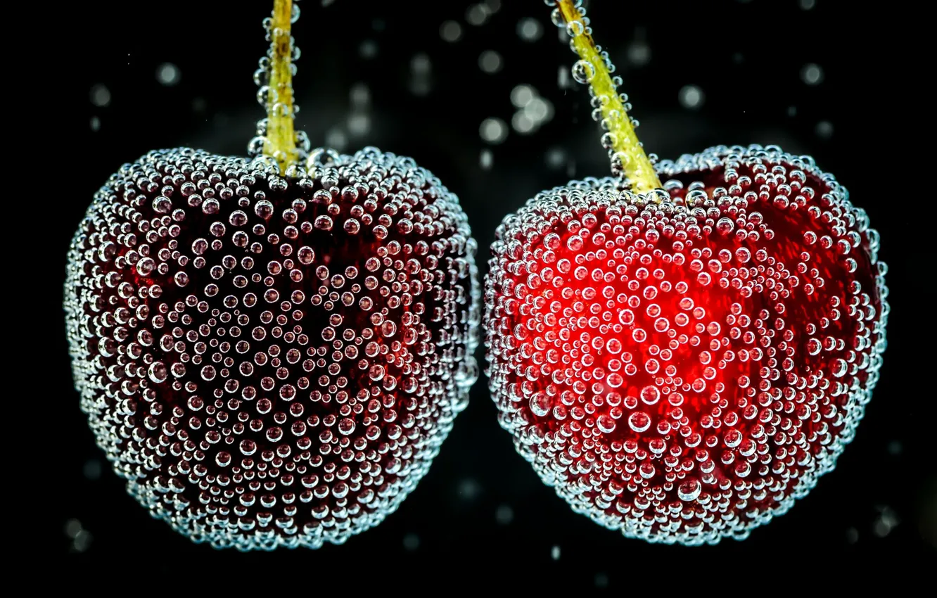 Photo wallpaper water, bubbles, cherry, berries, the air