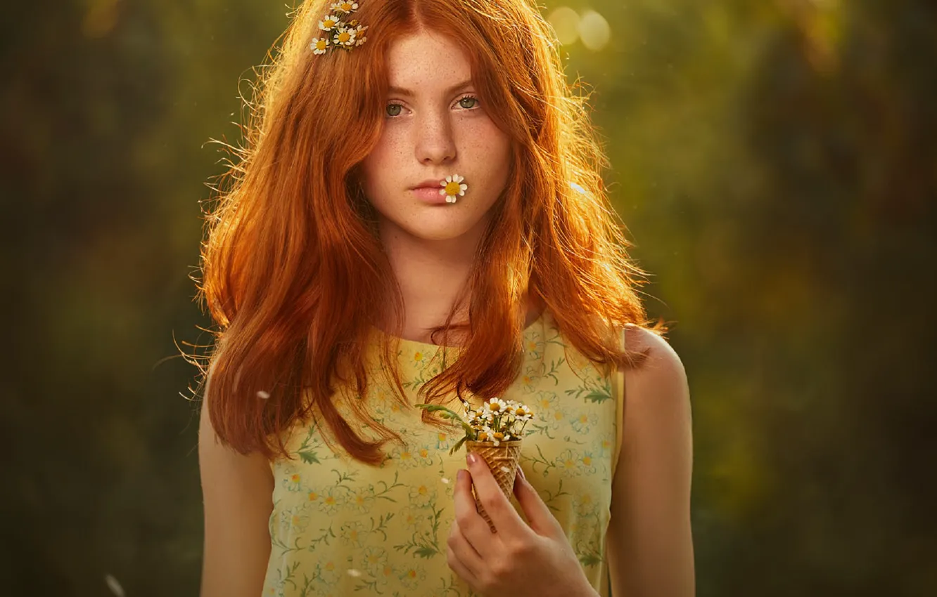 Photo wallpaper look, girl, flowers, portrait, chamomile, red, Evgeny Loza