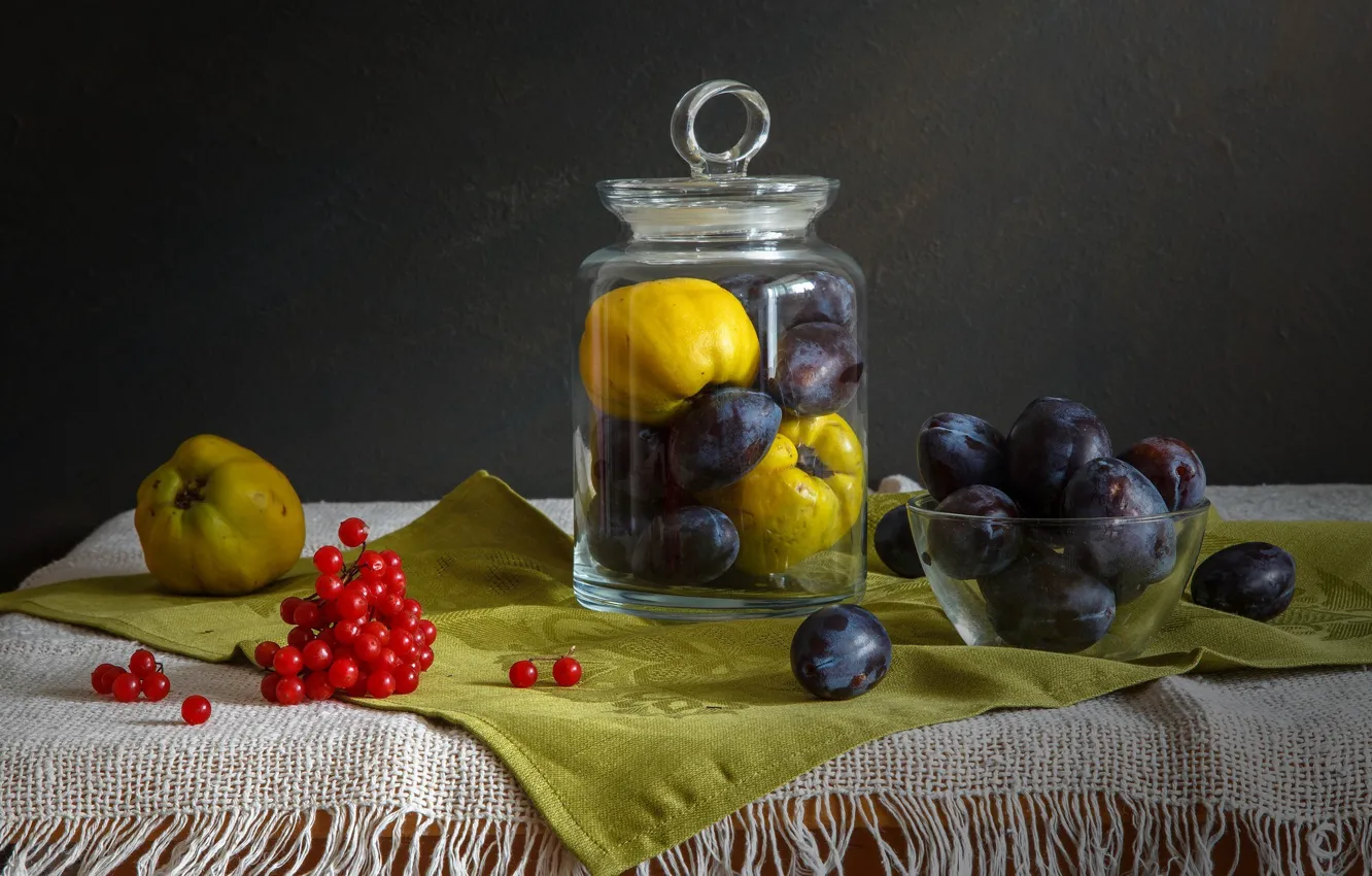 Photo wallpaper Bank, fruit, still life, quince, drain, Kalina