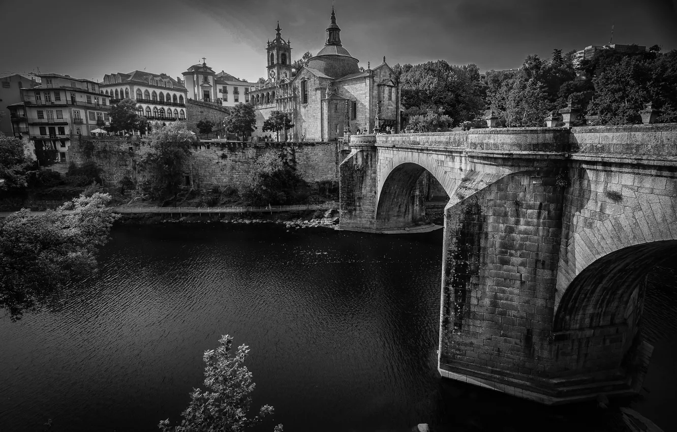 Photo wallpaper bridge, river, Cathedral, Portugal, architecture, monochrome, Amarante