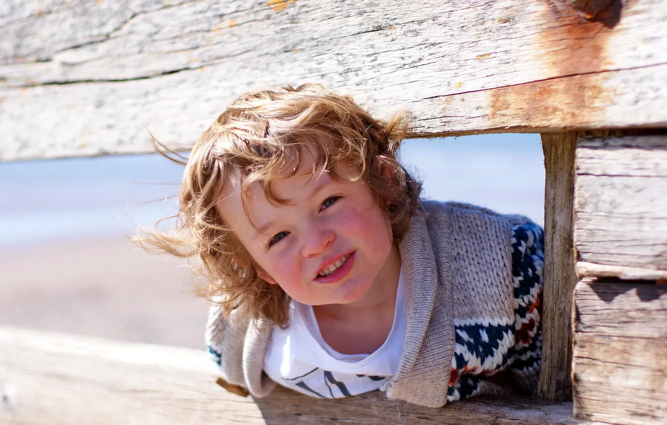 Photo wallpaper mood, the fence, portrait, Malchik