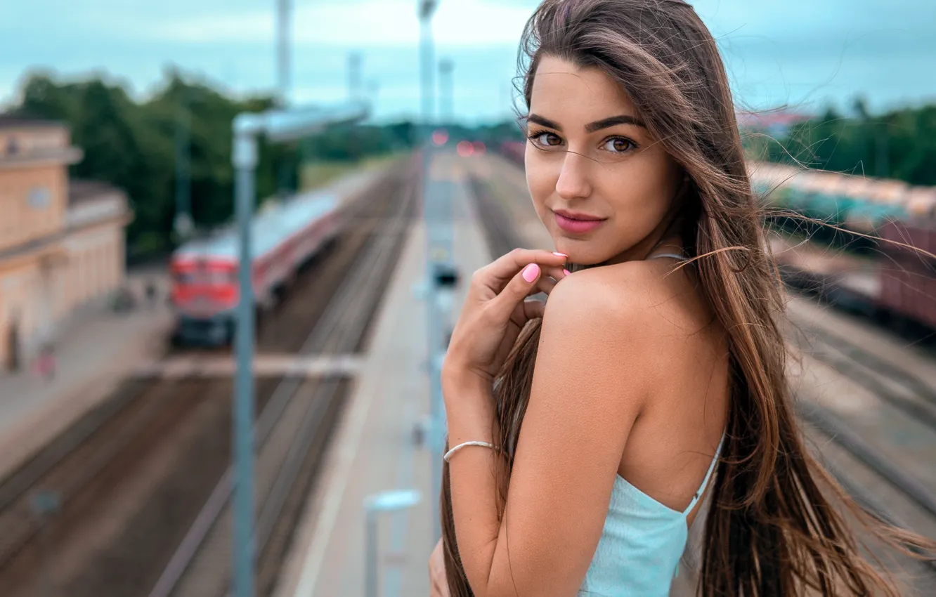 Photo wallpaper look, bridge, pose, model, rails, train, portrait, makeup