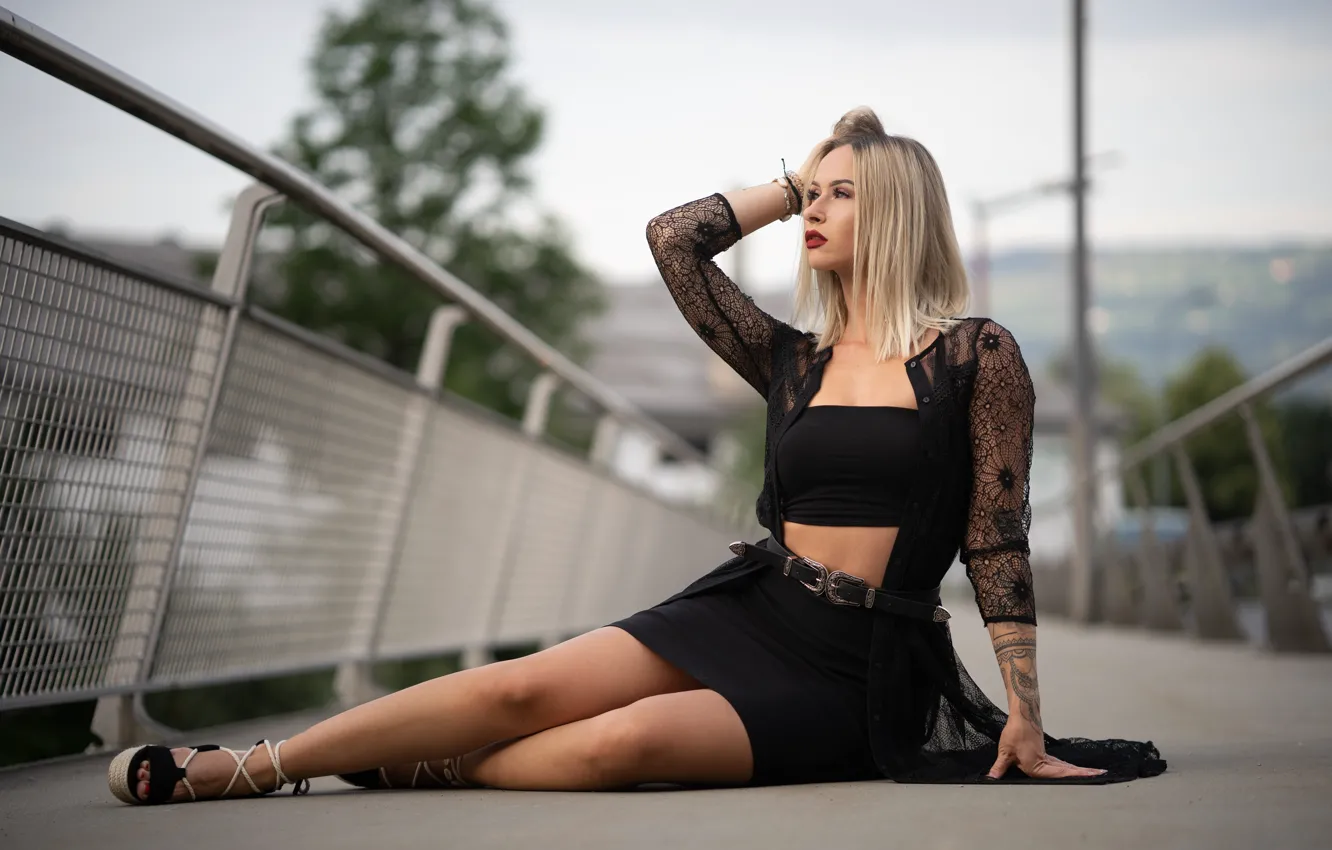 Photo wallpaper girl, pose, Laura, Martin Ecker