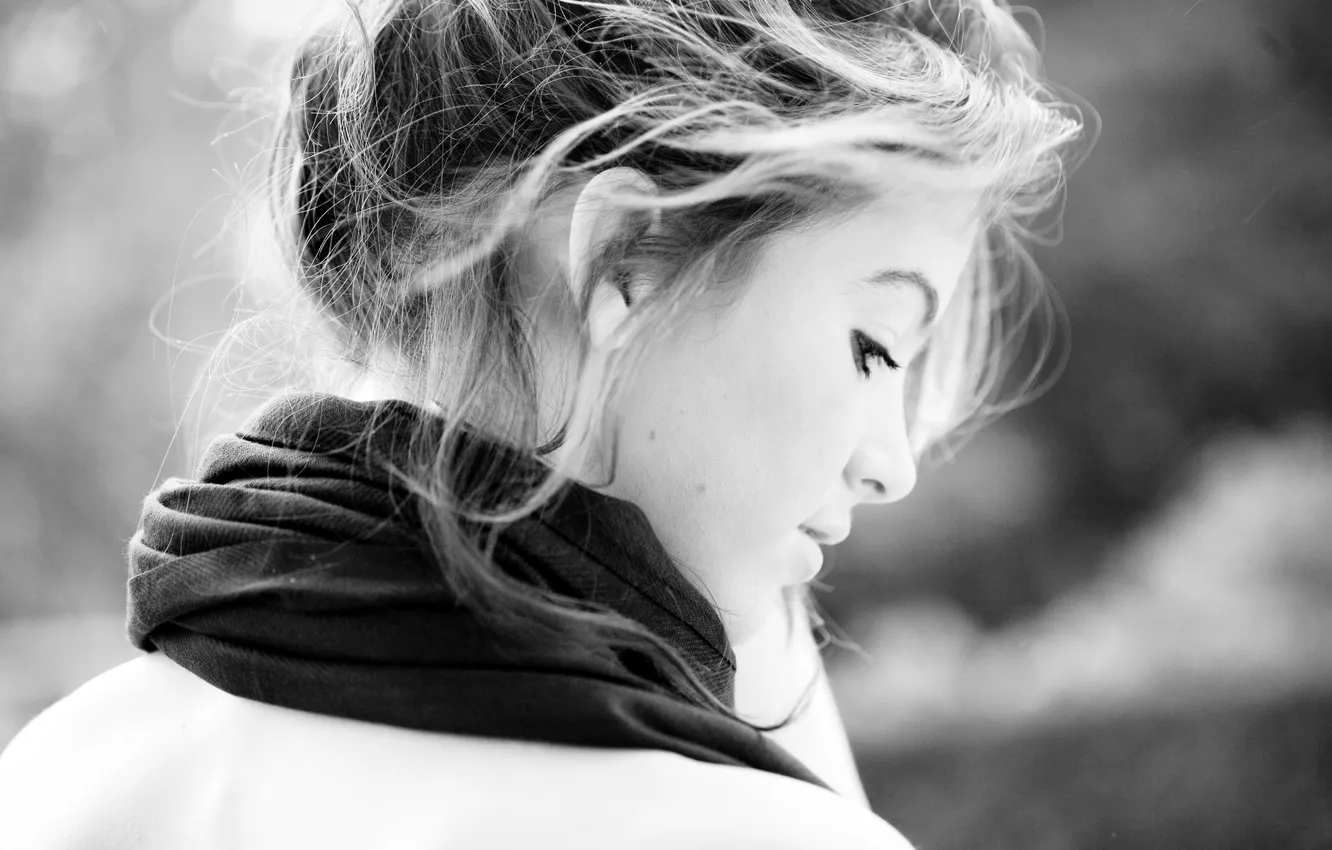 Photo wallpaper girl, beauty, scarf, black and white, beauty