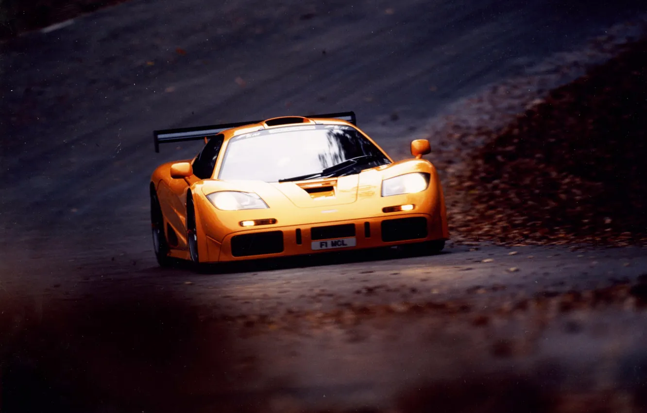 Photo wallpaper road, twilight, yellow, mclaren f1