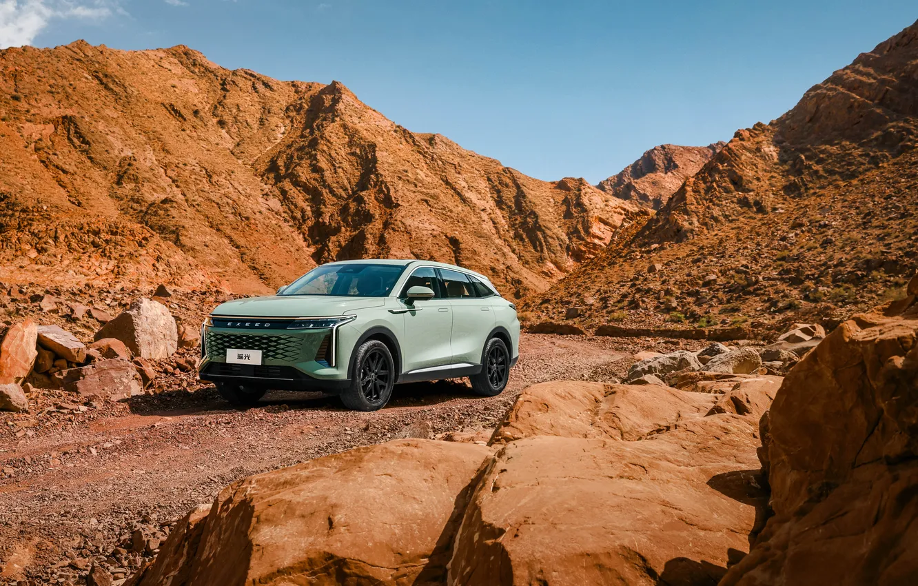 Photo wallpaper machine, auto, mountains, crossover, Exeed