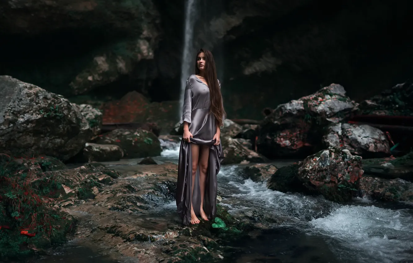 Photo wallpaper girl, mountains, river