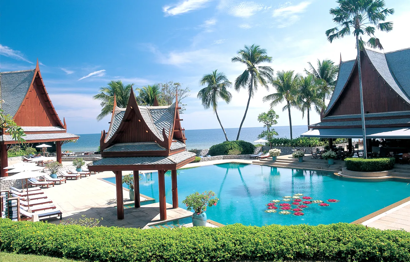 Photo wallpaper palm trees, the ocean, pool, Thailand, resort