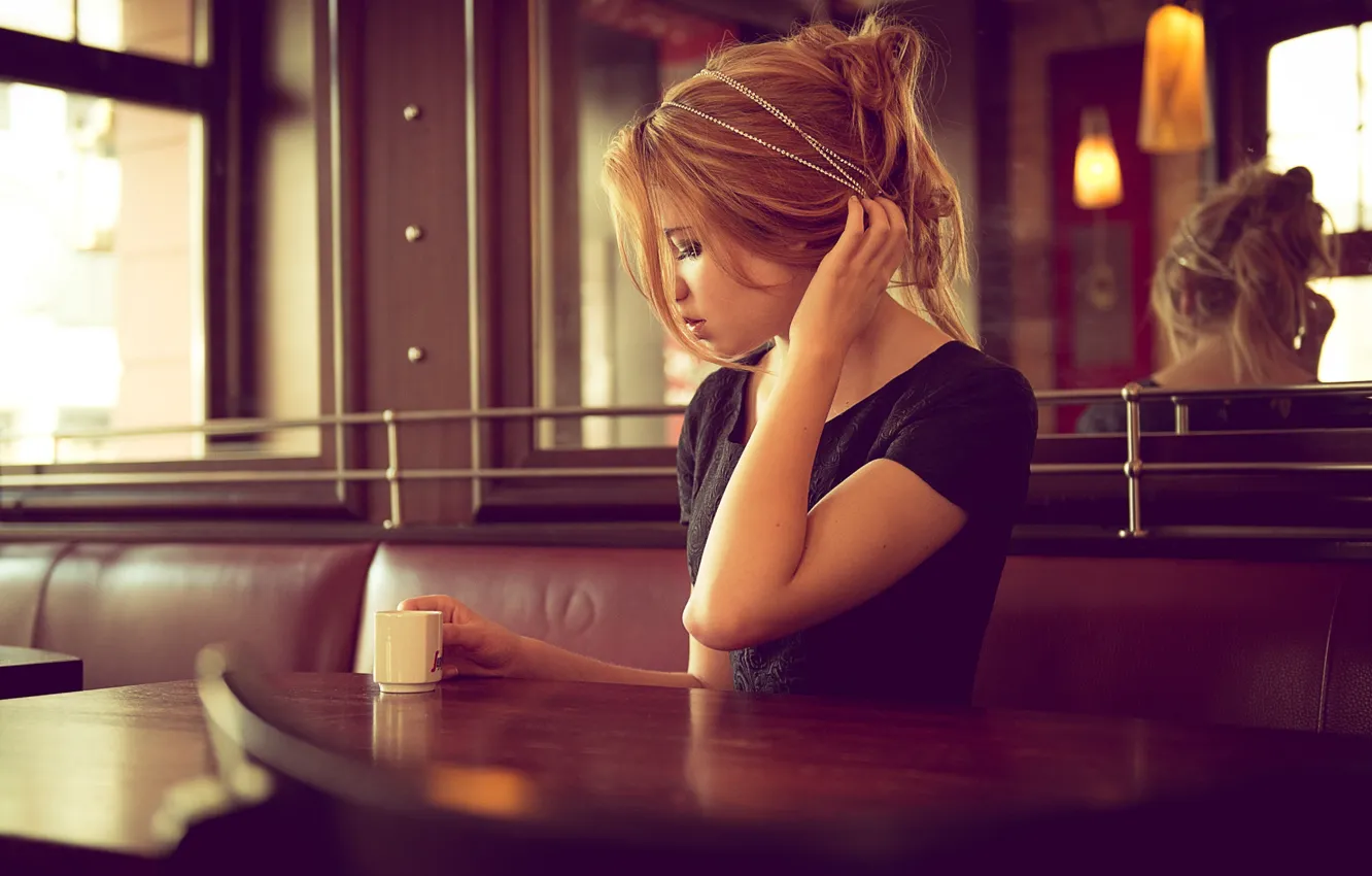 Photo wallpaper coffee, blonde, Cup, cafe, curl, gesture