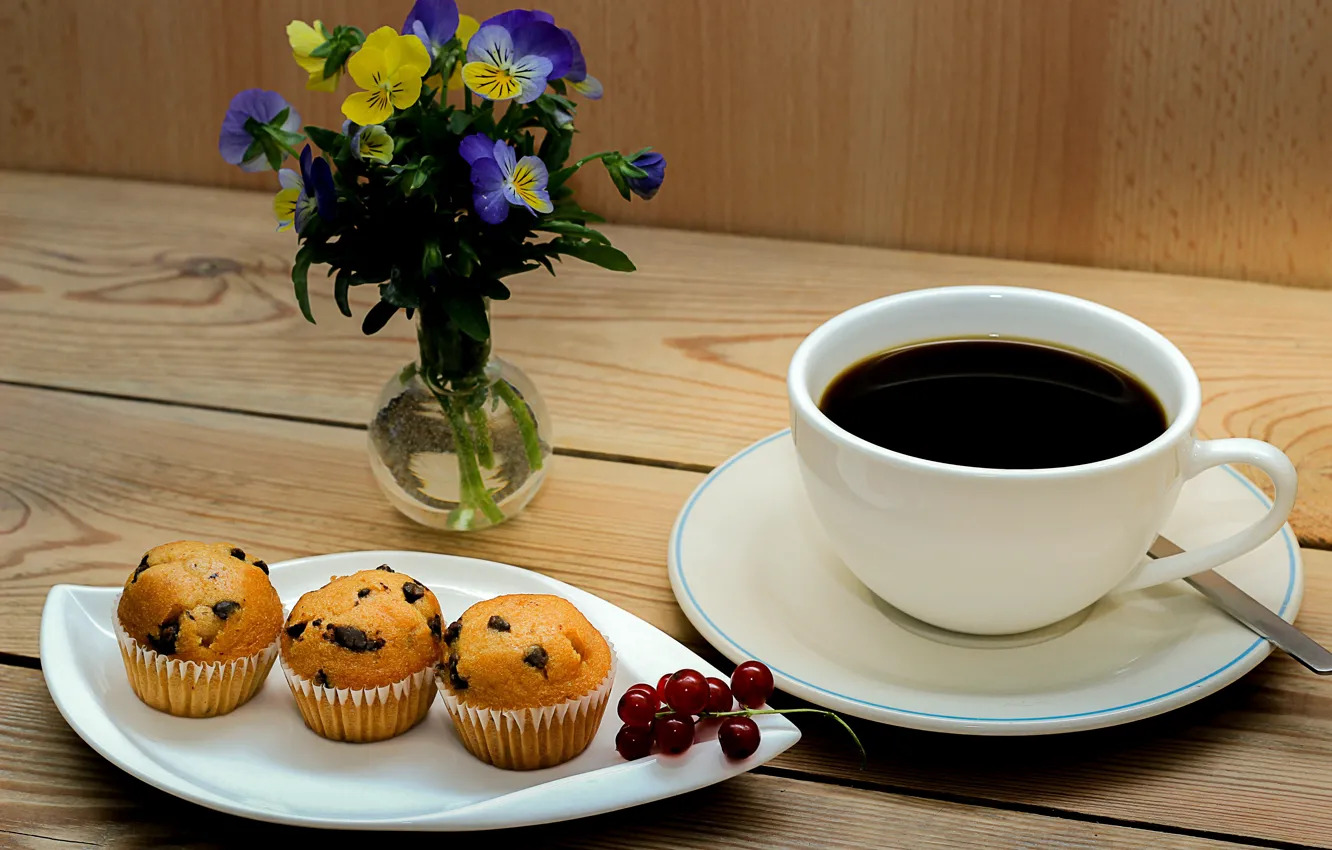 Photo wallpaper flowers, coffee, bouquet, wood, cupcakes