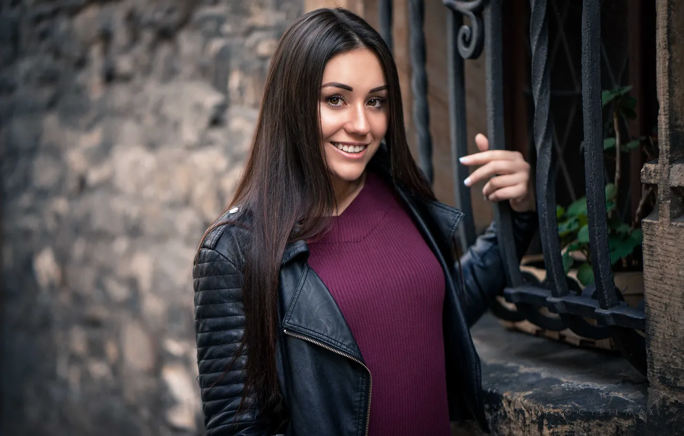 Photo wallpaper smile, black, model, portrait, home, makeup, grille, window