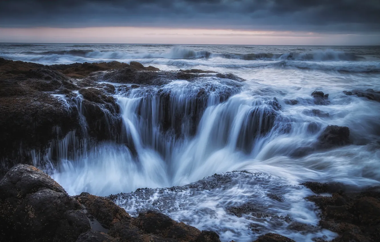 Photo wallpaper sea, wave, clouds, stones, the ocean, shore, waterfall, USA