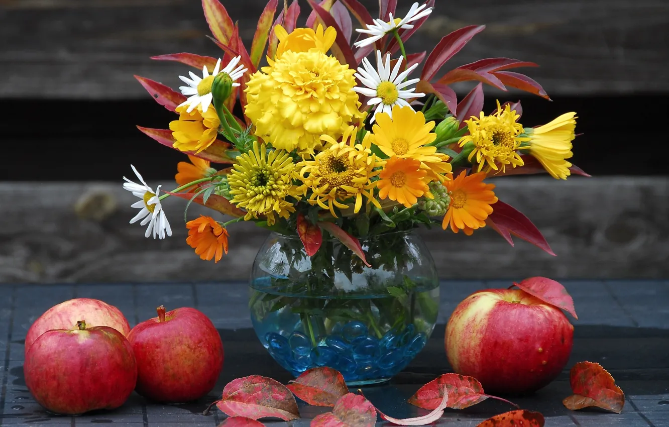 Photo wallpaper autumn, apples, bouquet