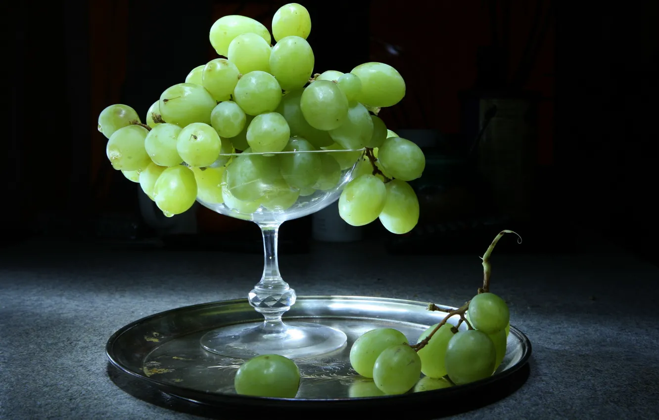 Photo wallpaper fruit, grapes, vase, bunch of grapes