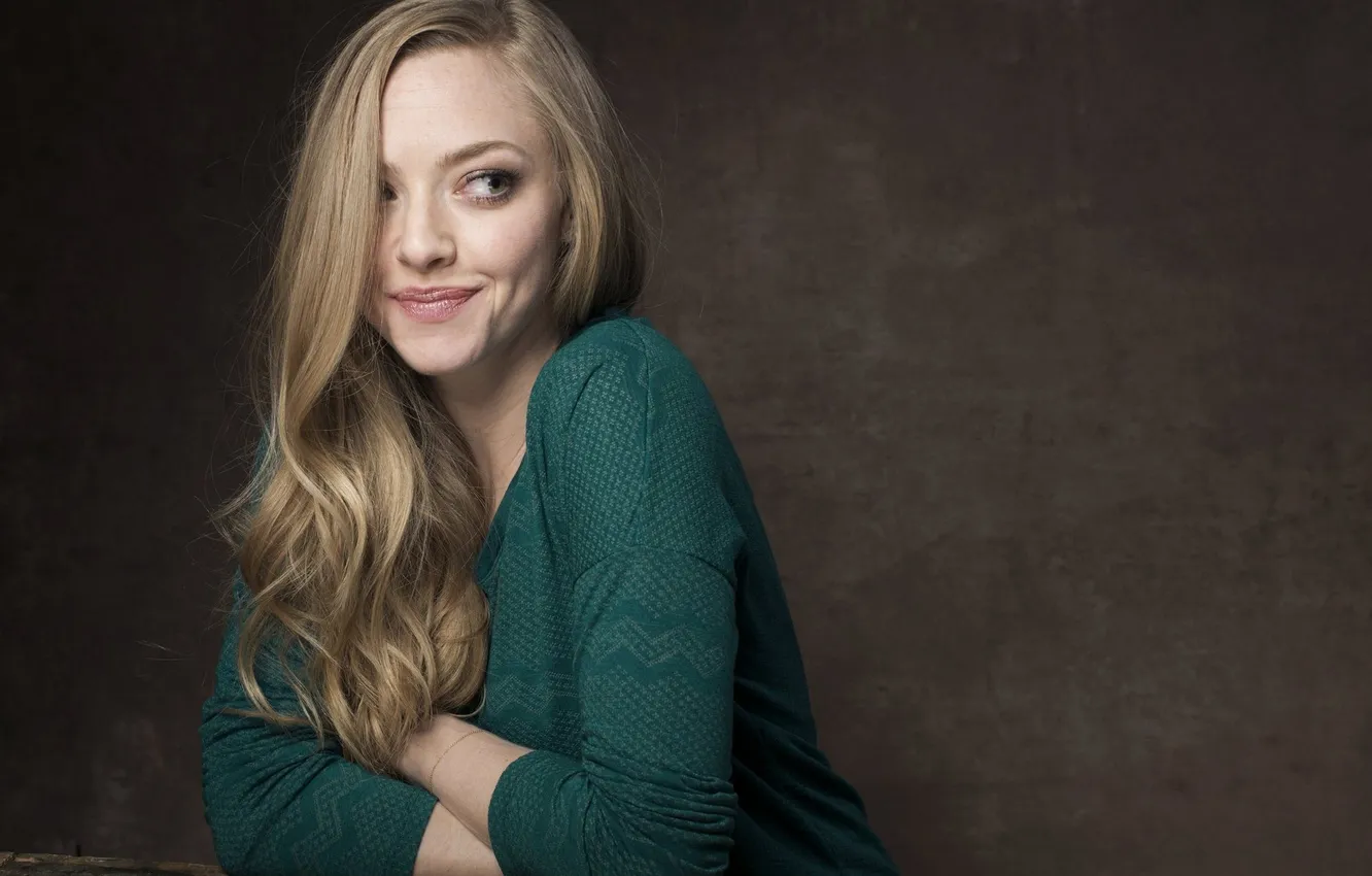 Photo wallpaper girl, smile, actress, blonde, celebrity, Amanda Seyfried