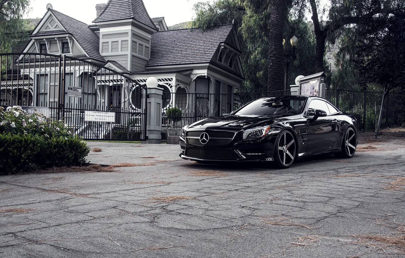 Photo wallpaper Mercedes, Vossen