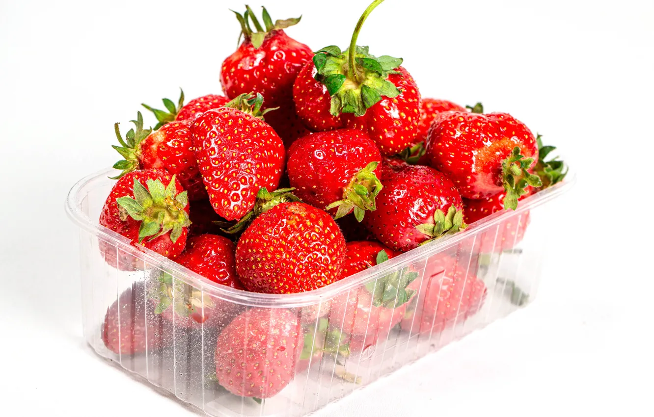 Photo wallpaper strawberry, white background, treat
