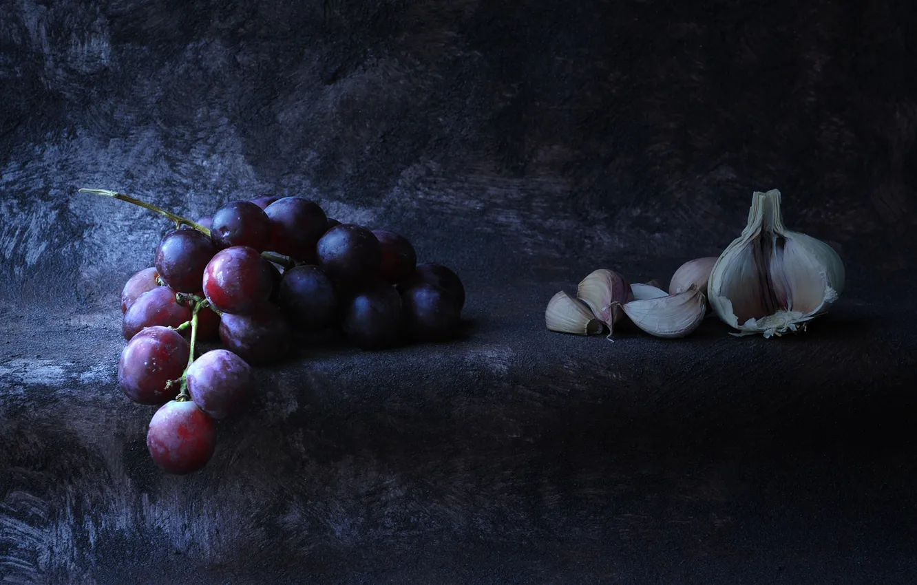Photo wallpaper grapes, bunch, still life, garlic