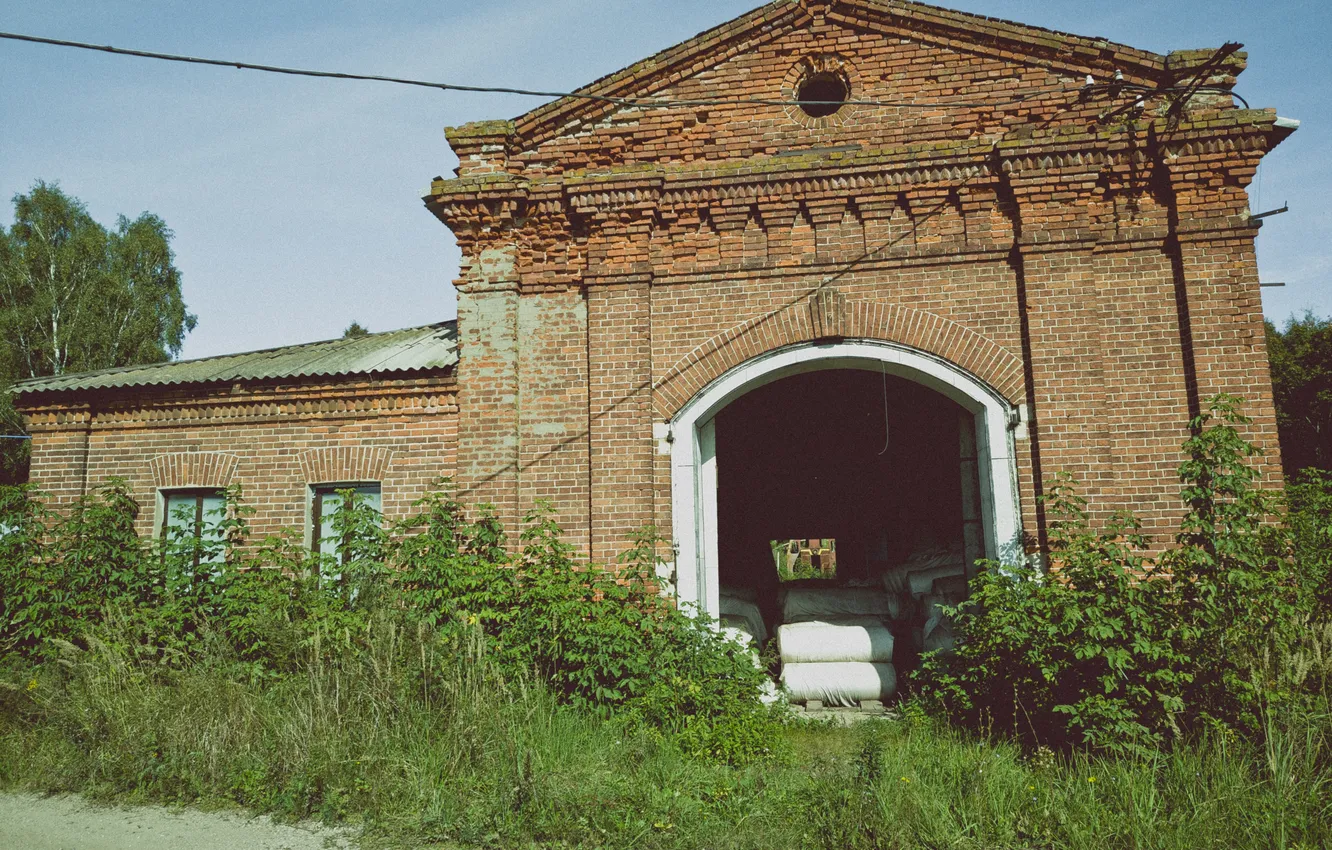 Photo wallpaper autumn, the sky, grass, Russia, architecture, abandoned building, September, Artem