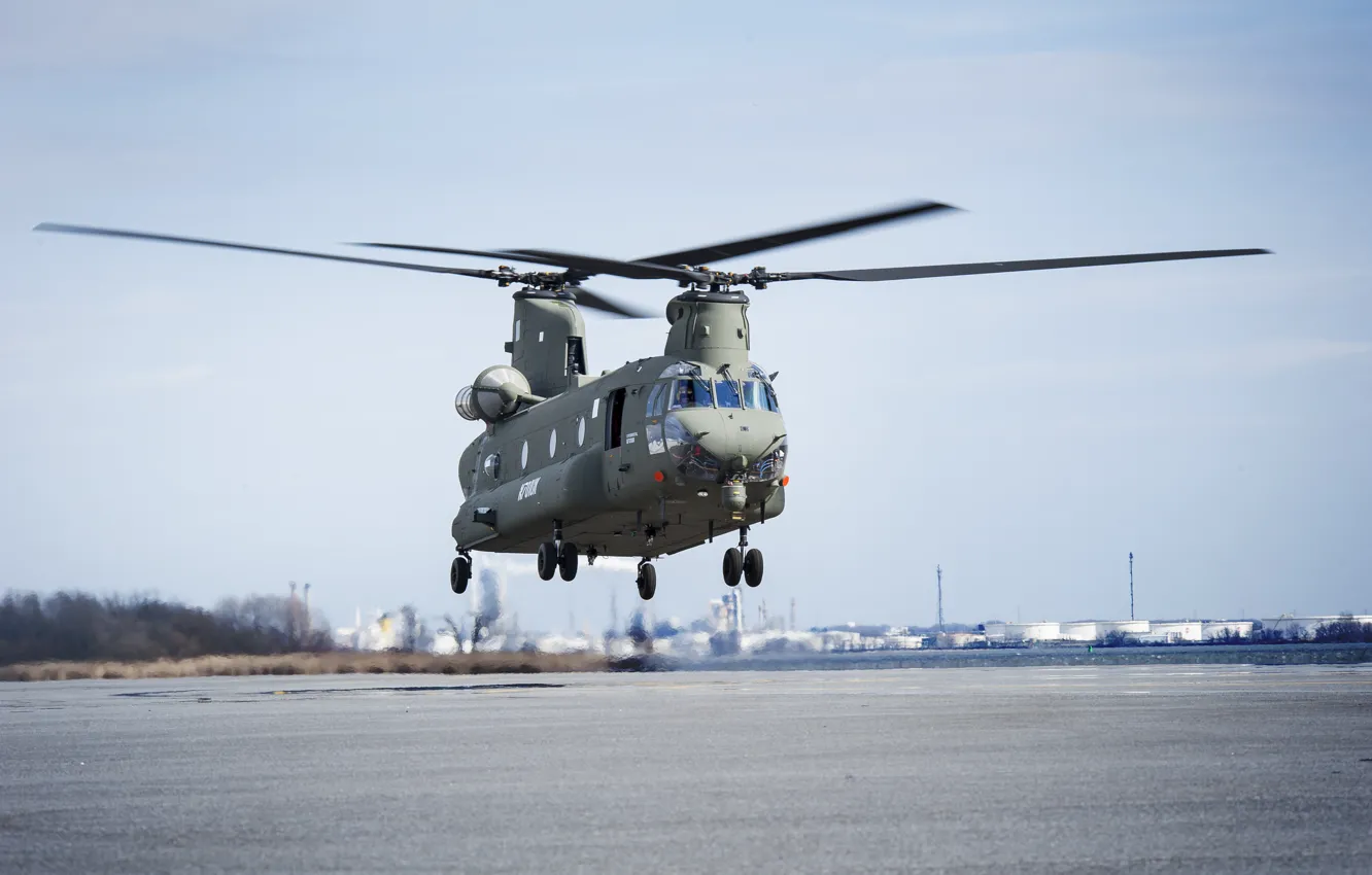 Photo wallpaper helicopter, Boeing, the airfield, UK Chinook