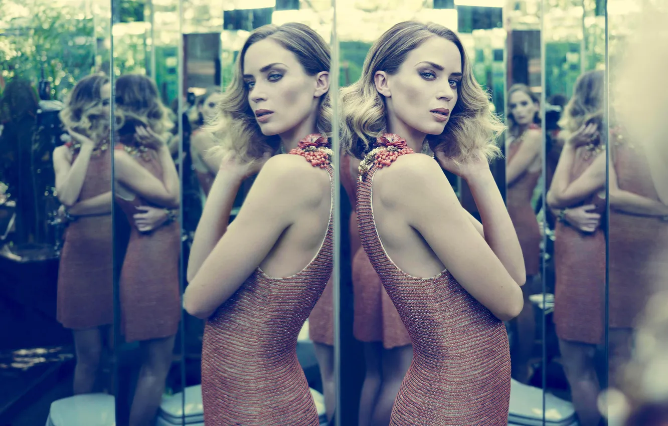 Photo wallpaper look, reflection, portrait, dress, actress, mirror, hairstyle, blonde