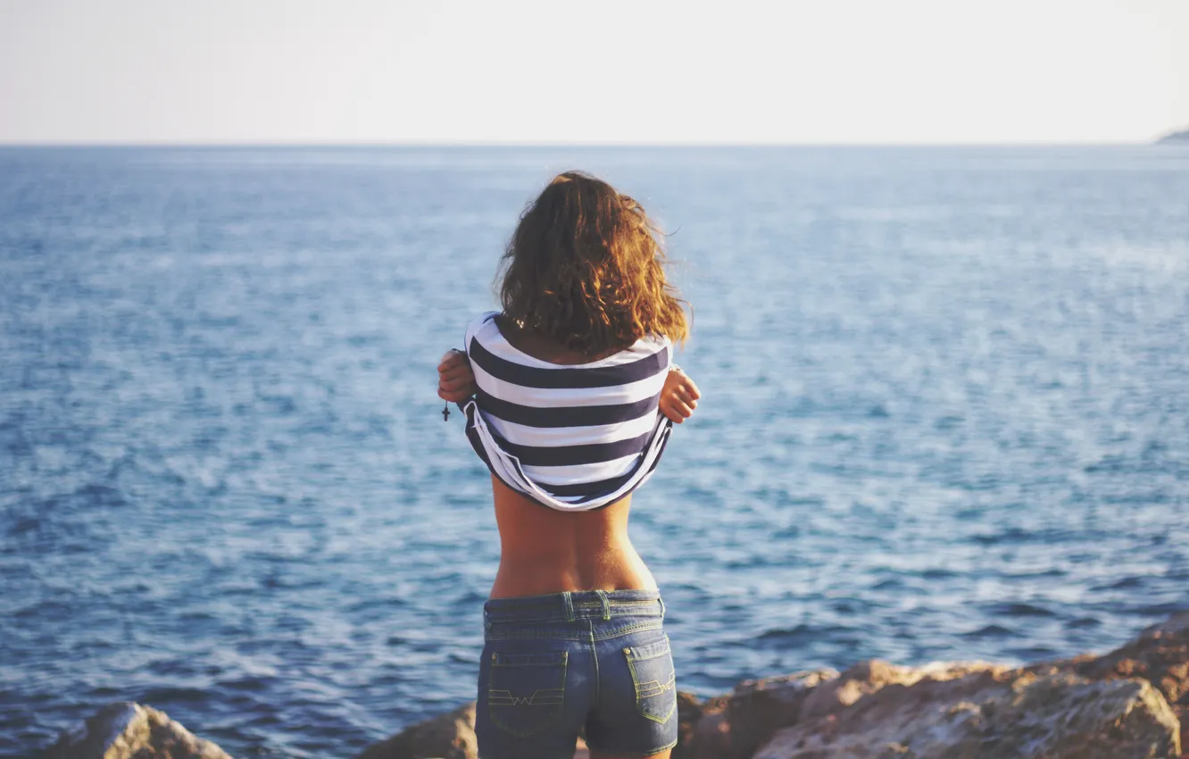 Photo wallpaper girl, shorts, Mike, waist, curls