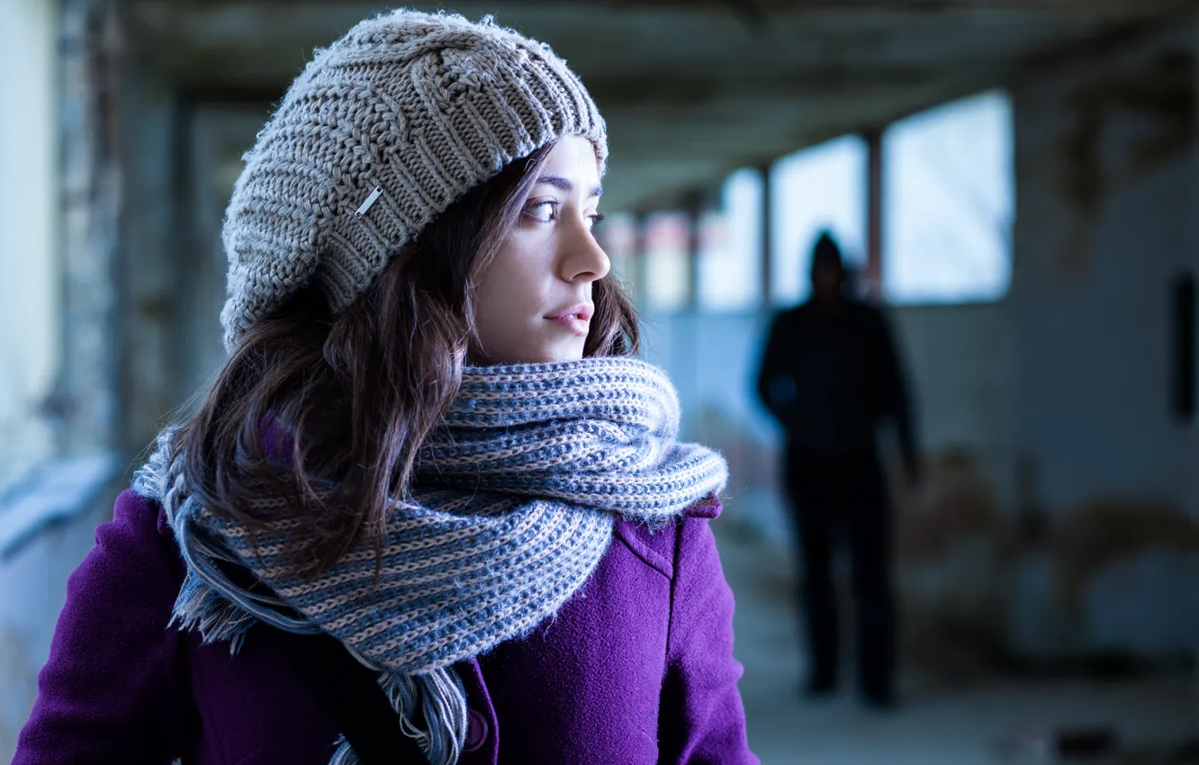 Photo wallpaper girl, figure, silhouette, back, the room, turned