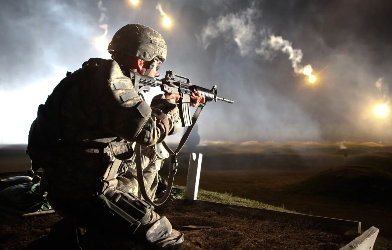 Photo wallpaper soldier, night, firing, Range