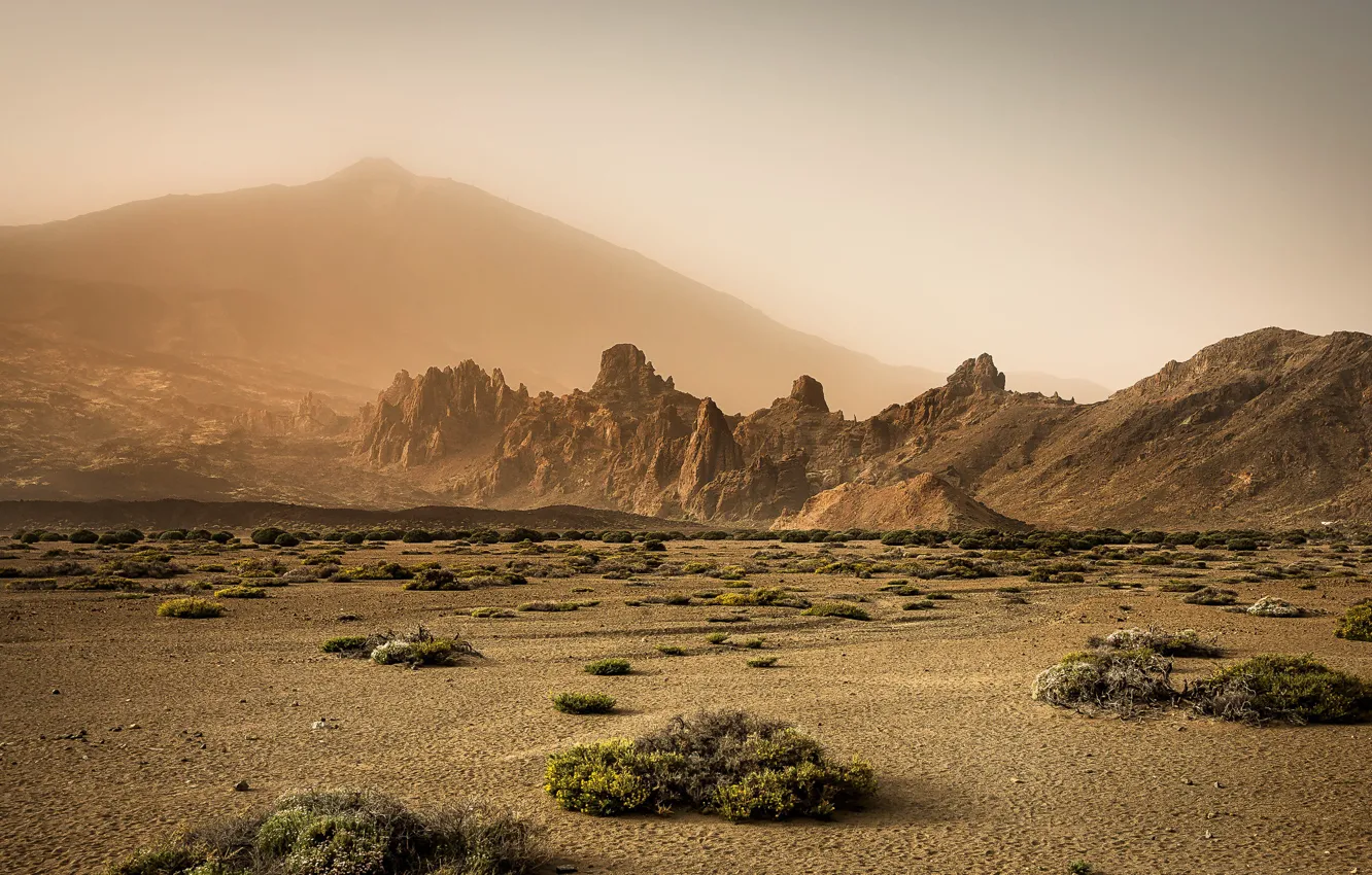 Photo wallpaper mountains, fog, desert