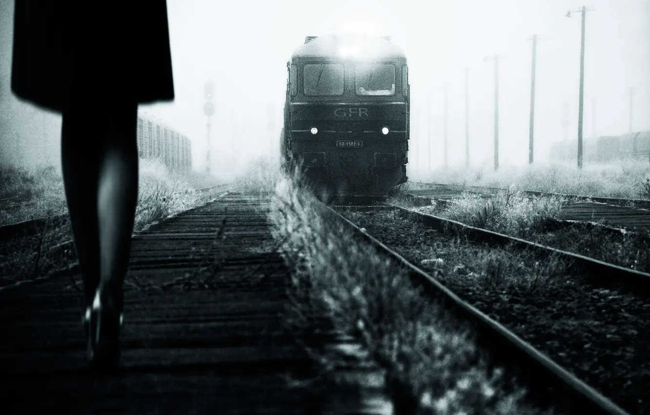 Photo wallpaper girl, retro, photo, train