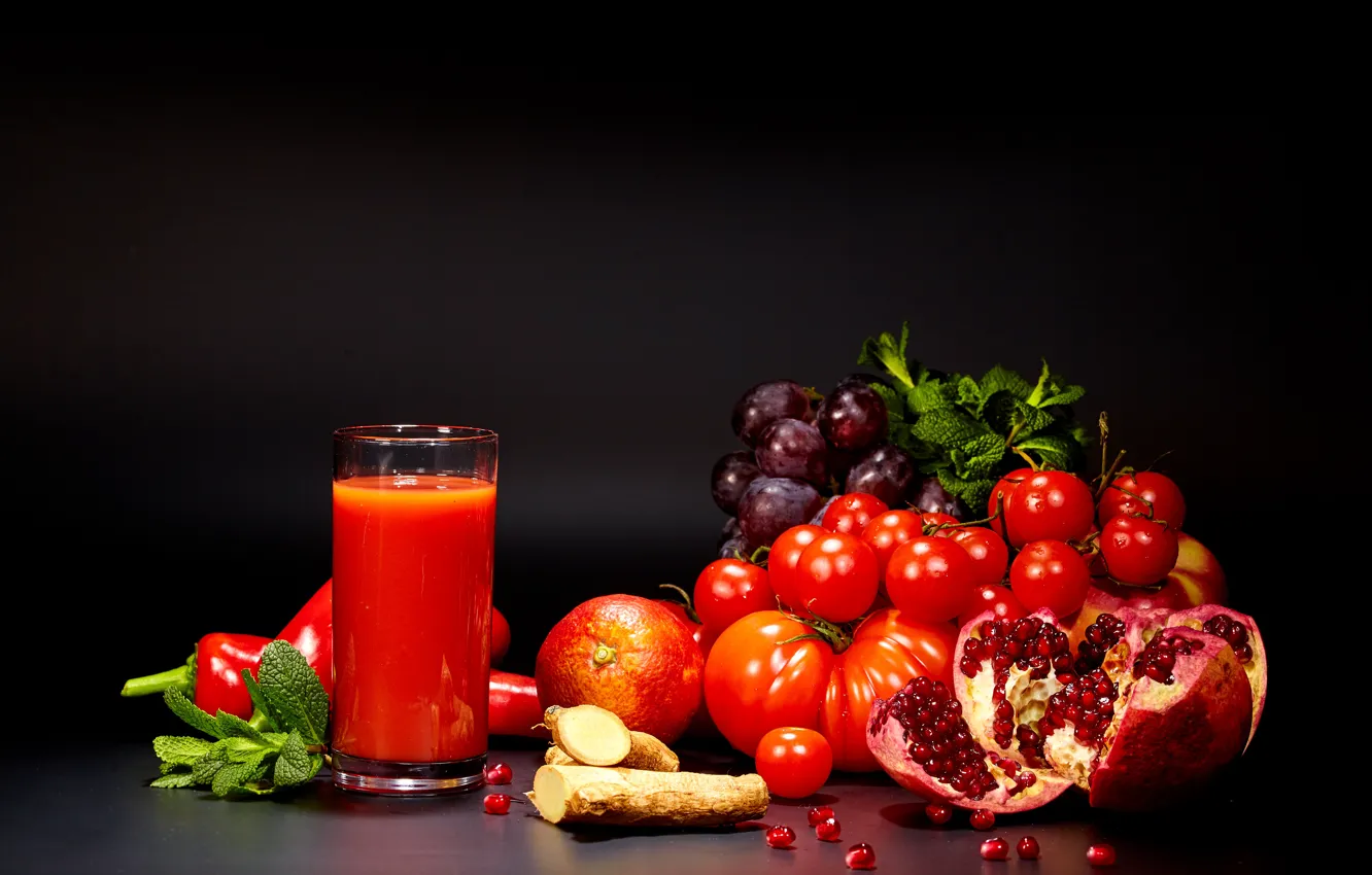 Photo wallpaper glass, juice, grapes, pepper, vegetables, tomatoes, tomatoes, garnet