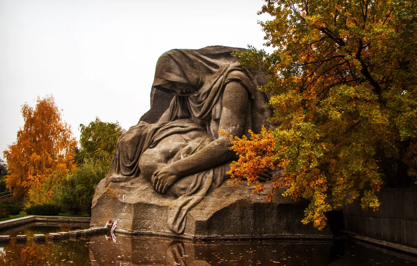 Photo wallpaper autumn, memory, victory, USSR, communism, May 9, The great Patriotic war, Stalingrad