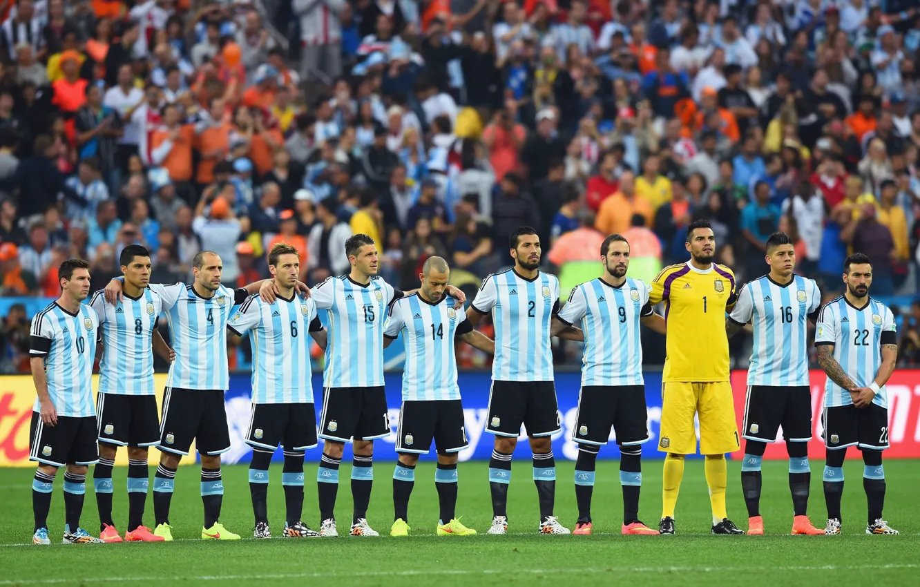 Photo wallpaper Lionel Messi, Lionel Messi, Gonzalo Higuain, Javier Mascherano, Javier Mascherano, Selection of soccer of Argentina, …