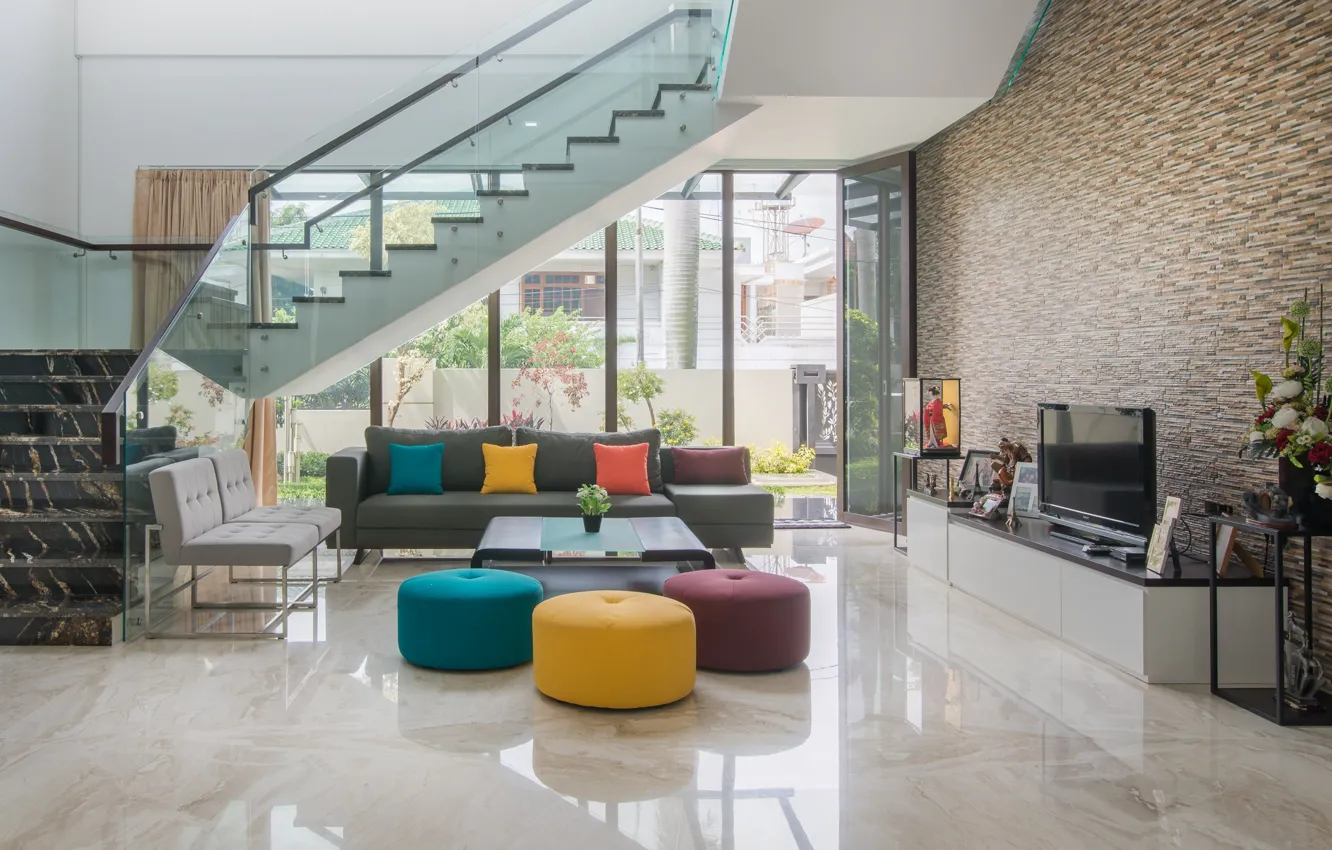 Photo wallpaper design, interior, ladder, living room, Green Garden Residence, by EVONIL Architecture