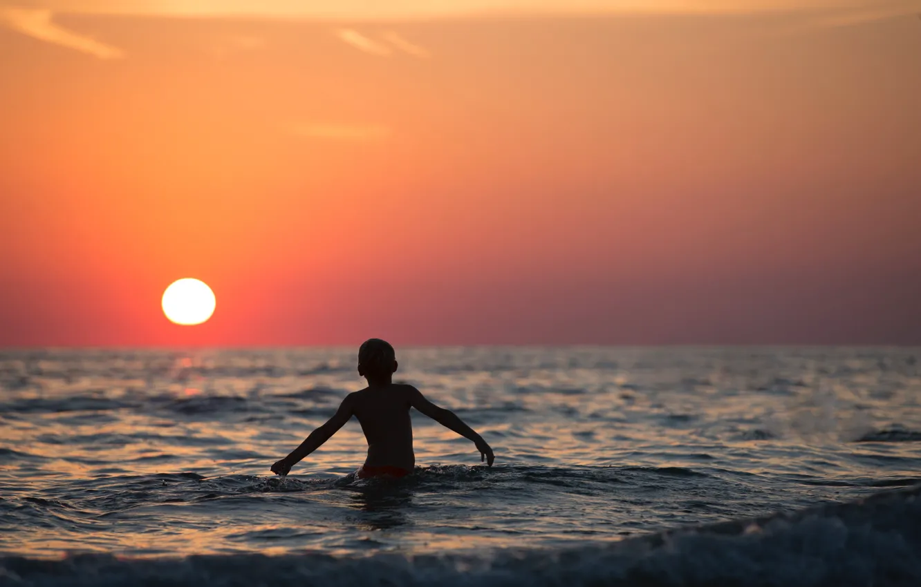 Photo wallpaper sea, sunset, dawn, boy, silhouette, HESITANT