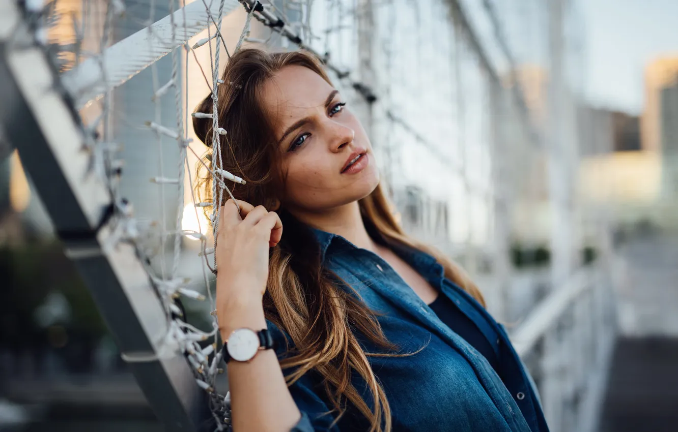 Photo wallpaper girl, face, background, hair, shirt