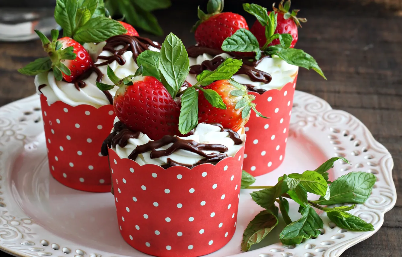 Photo wallpaper strawberry, cream, dessert