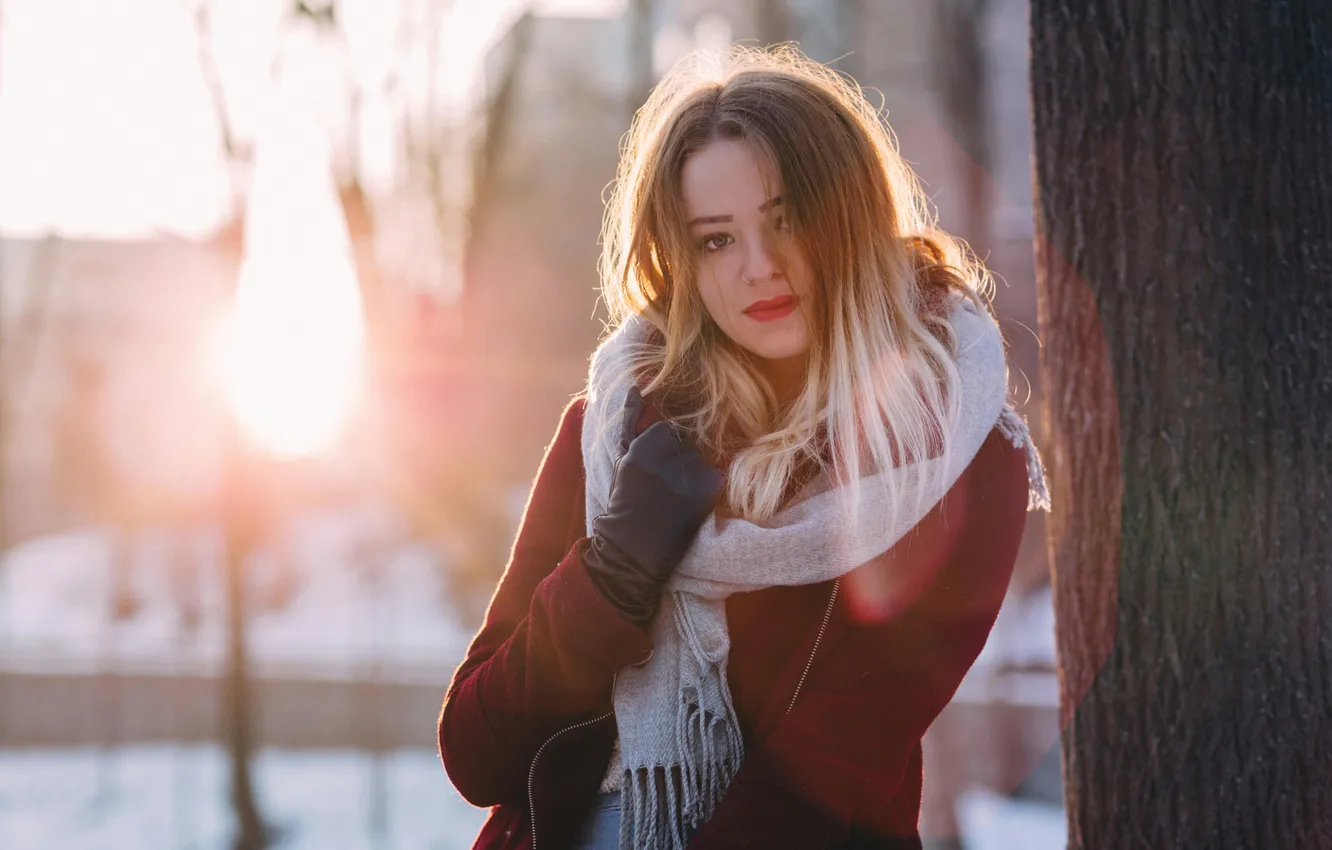 Photo wallpaper winter, look, girl, the city, street, model, makeup, scarf