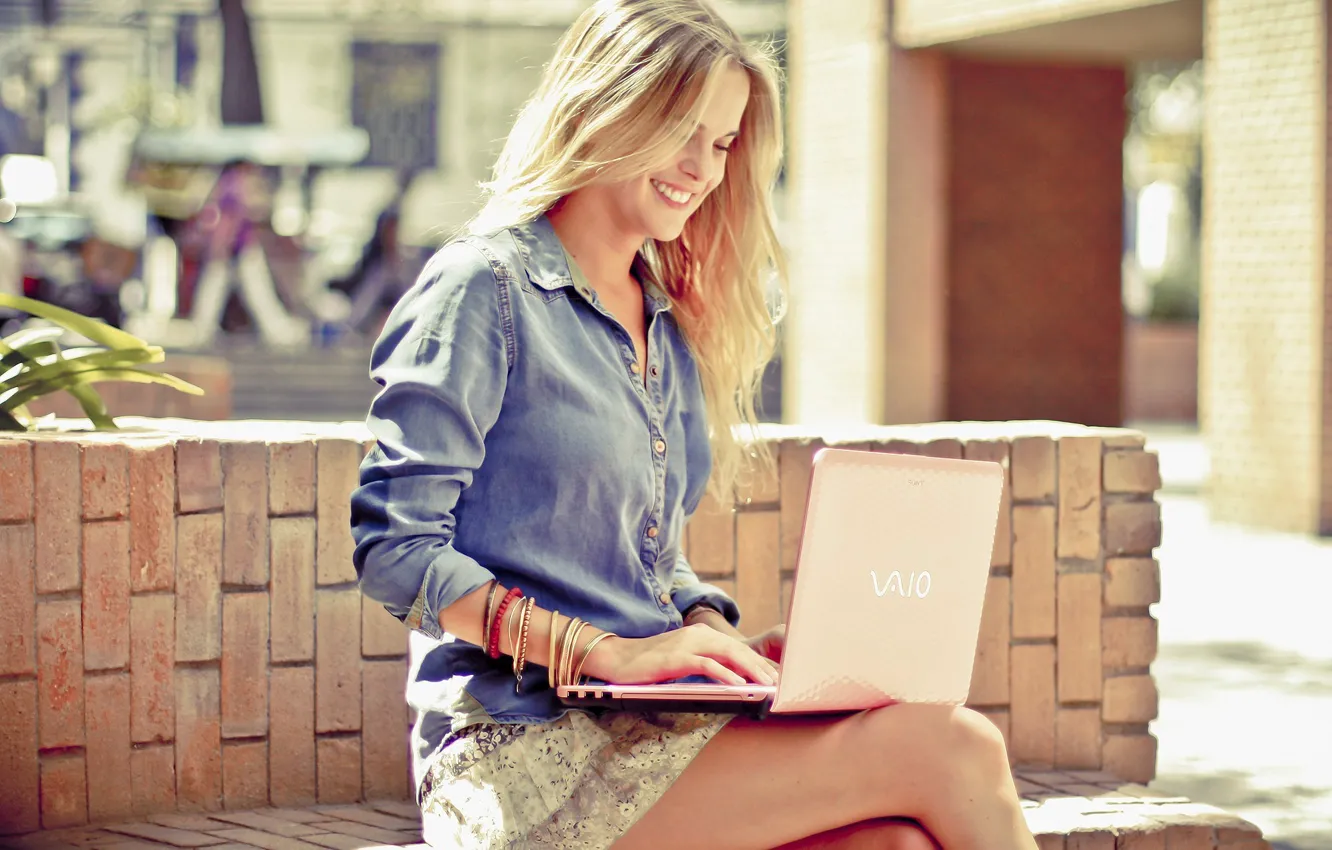 Photo wallpaper girl, smile, blonde, laptop, vaio
